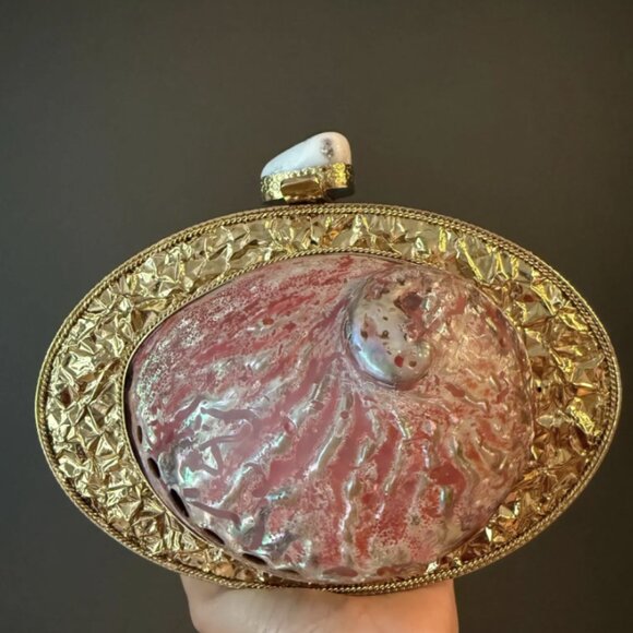 Gold Clutch with Pink Abalone Shell - Picture 3 of 5
